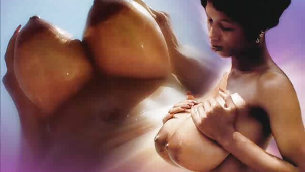 Immobilized Catherine de Sade ធ្វើតាមបញ្ជារបស់ឆ្កេញីលេចធ្លោ